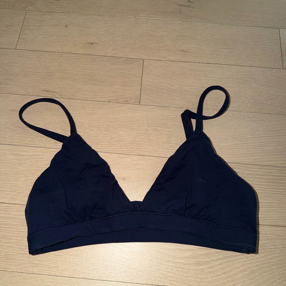 Skims Navy Bra Size Small